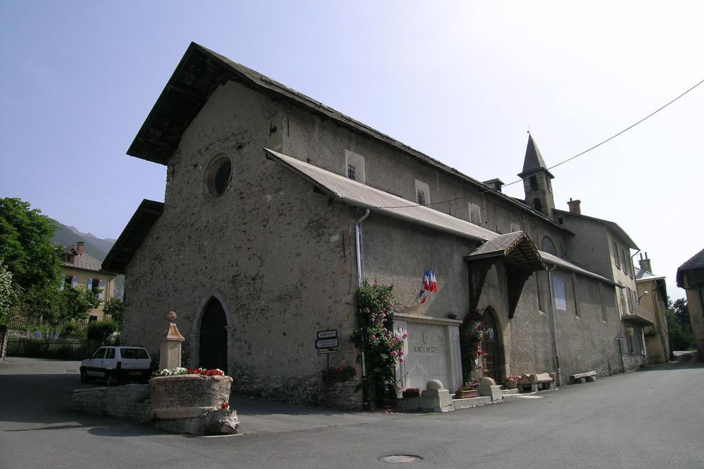 Holiday home Le Des Faucons